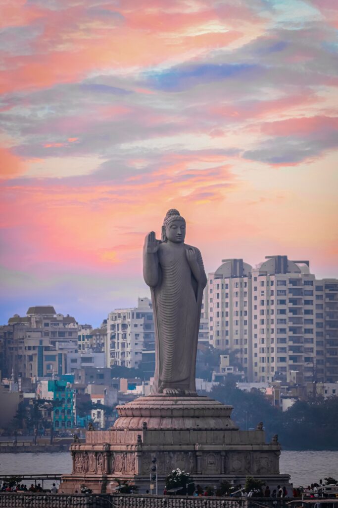 Best Tourist Places in Hyderabad – Hussain Sagar Lake